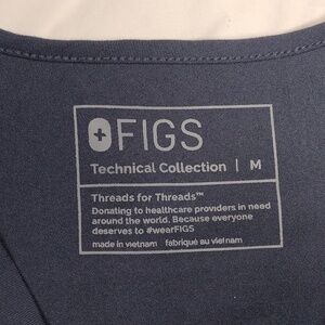 Figs women's medical top sized Medium